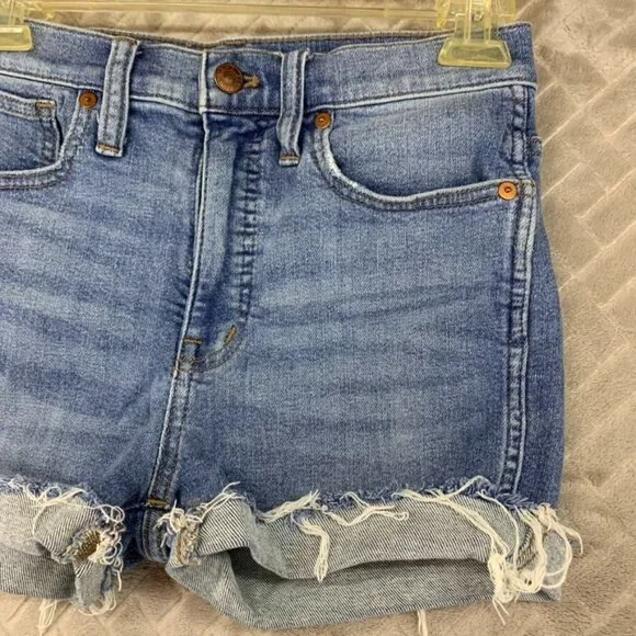 Madewell Womans 24 Denim Jean Shorts Blue Stovepipe Cuffed Fray Light Wash - Picture 3 of 14
